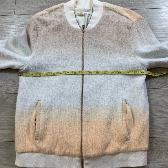 Anthropologie Paper Crown Fuzzy Ombré Bomber Jacket - Picture 12 of 12